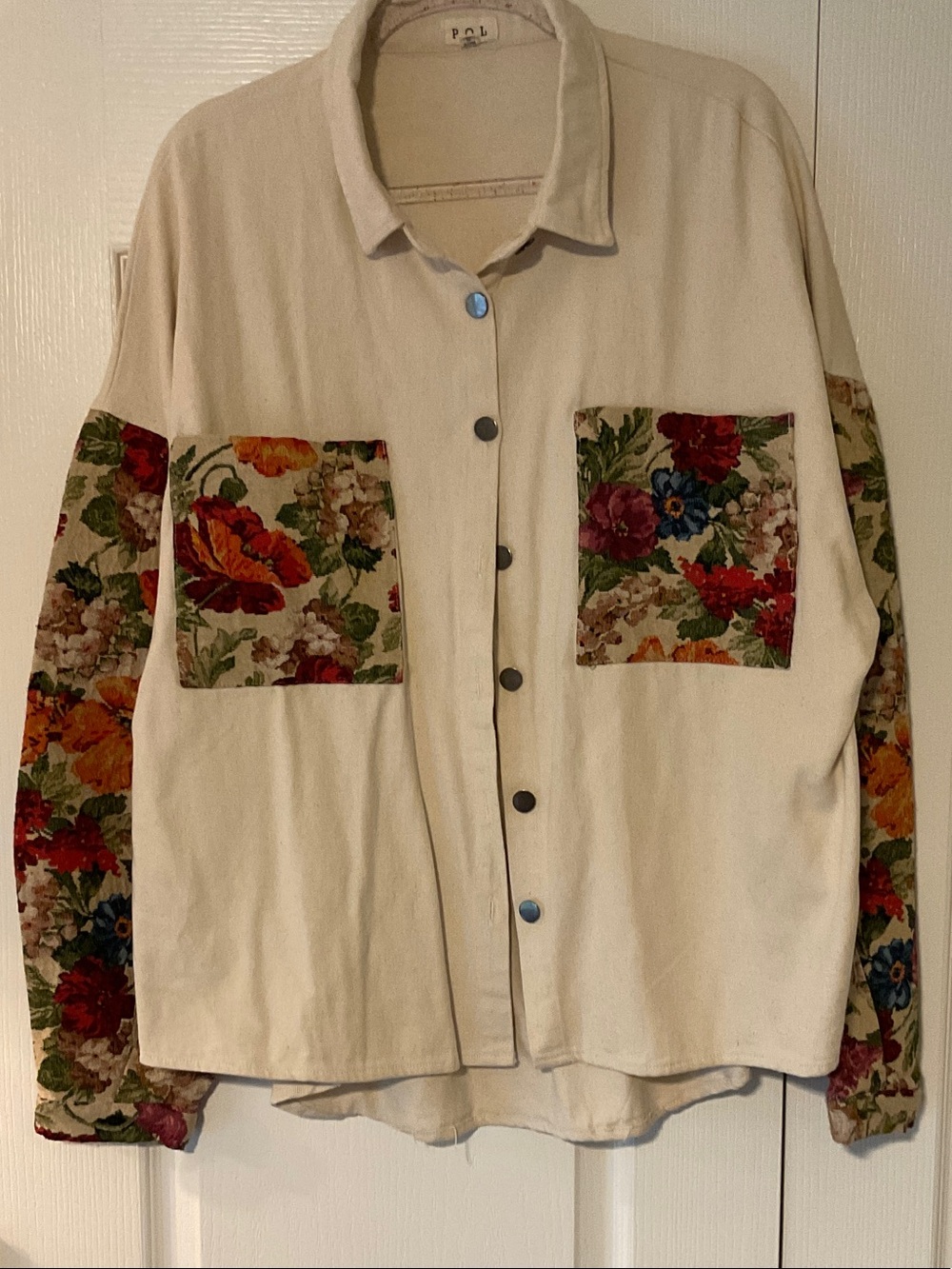 POL Cream Button-Down Shirt with Floral Patchwork - Picture 2 of 3